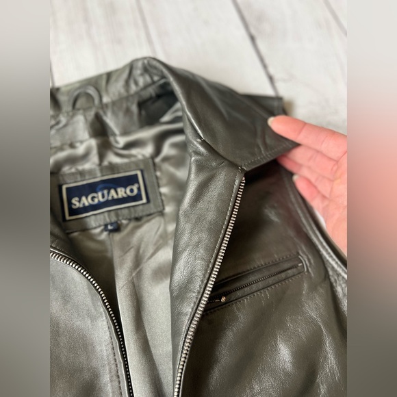 🌾 Saguaro Charcoal Grey Leather Vest with Zip Closure - Picture 6 of 6